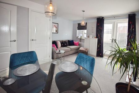 2 bedroom terraced house to rent - Photo 3