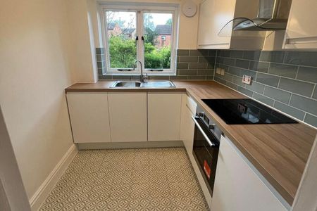 The Beeches - Photo 4