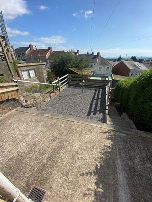 3 bedroom terraced house to rent - Photo 1