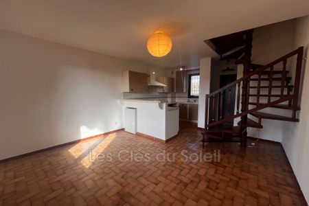 Location Appartement 2 pièces 36m² LE PRADET 83220 - Photo 2