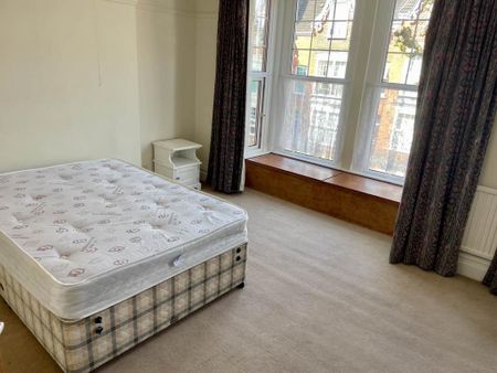 4 bedroom house to rent - Photo 4