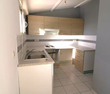 Location Appartement 2 pièces 38m² MARSEILLE 13ème - Photo 3