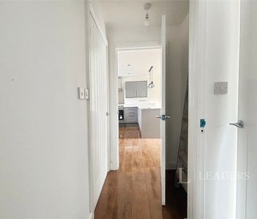 2 bedroom bungalow to rent Orchard Place, Helsby, Frodsham, Cheshir... - Photo 3