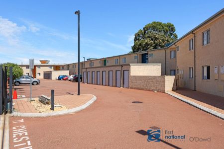 Low Maintenance, Secure Apartment to Lease - Photo 4