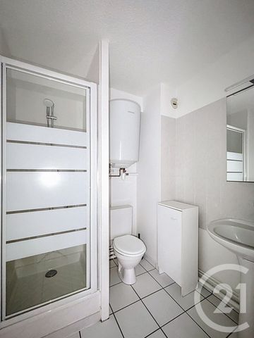 Location Appartement 1 pièce 23m² CLERMONT FERRAND 63000 - Photo 2