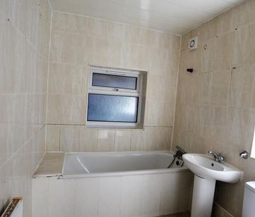 1 bedroom ground floor flat to rent - Photo 5