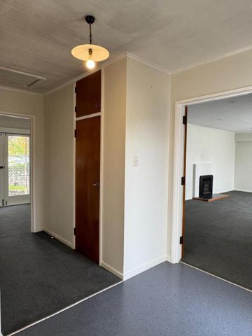 Solid family home in popular Havelock North ... - Photo 5