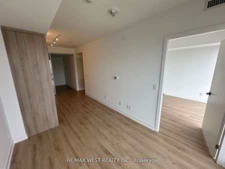 For Lease - 319 Jarvis Street Unit# 1808, Toronto, Ontario - Photo 3