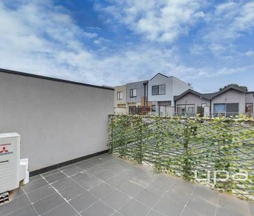 Relaxed Living, Premium Location - Photo 5
