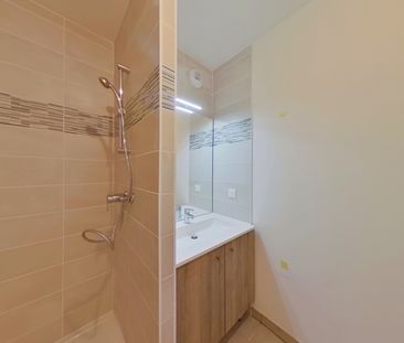 Location Appartement 3 pièces 58m² GUJAN MESTRAS 33470 - Photo 3