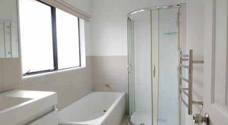 3-BEDROOM IN GOLFLANDS - Photo 5