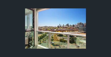 Sensational space in The Quays - Photo 3