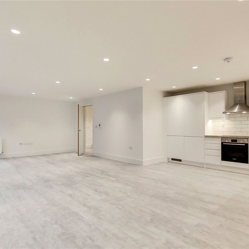 Long Street, Shoreditch, London, E2 8HQ - Photo 1