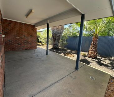 Fall in love with this stunning 4 bedroom 2 bathroom home. - Photo 3