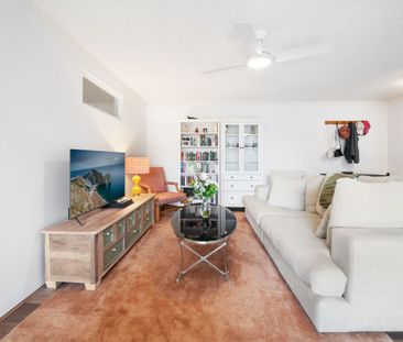 Tranquil Newly Renovated Two Bedroom Apartment in the Heart of Lane... - Photo 1