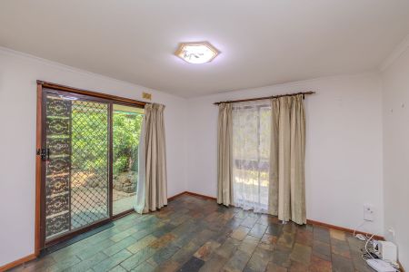 Large Family Home with Separate Retreat - Photo 2