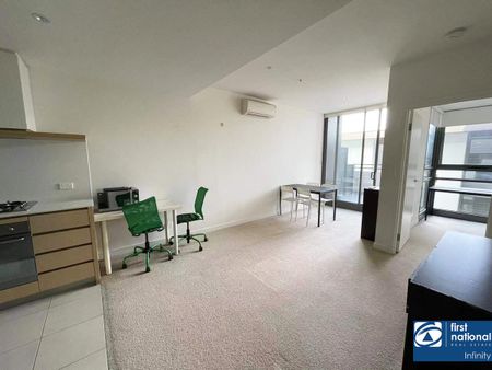 2 Bedrooms - Move In & Unpack - Furnished - Photo 4