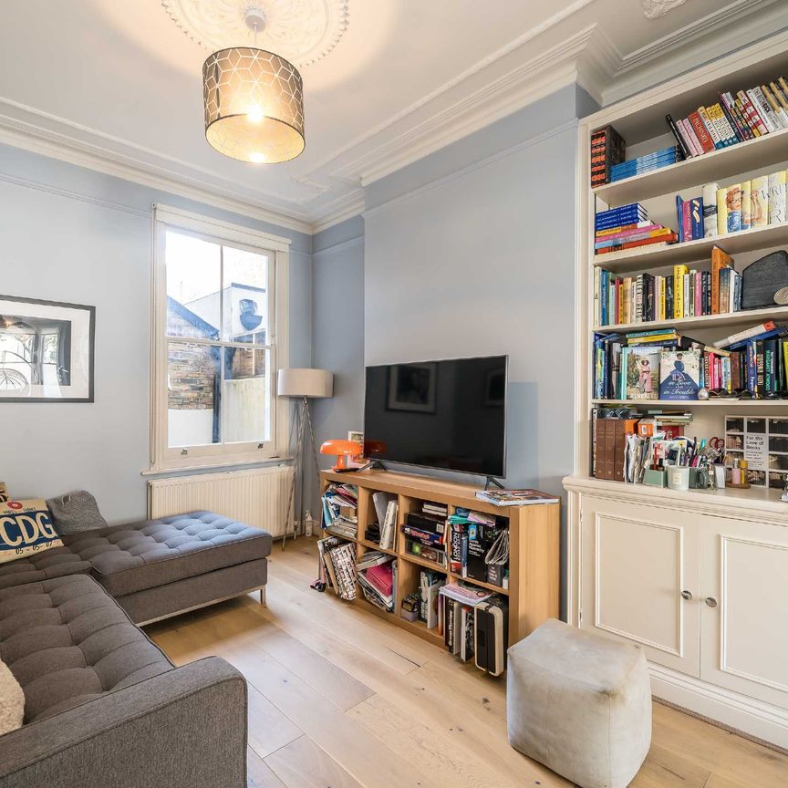 Winchendon Road, London, SW6, London - Photo 1