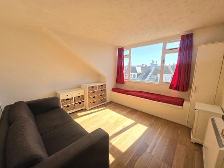 1 bedroom property to rent - Photo 2