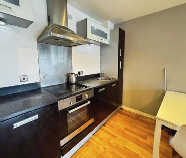 2 bedroom flat to rent - Photo 5