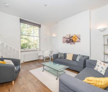 2 bedroom flat to rent - Photo 2
