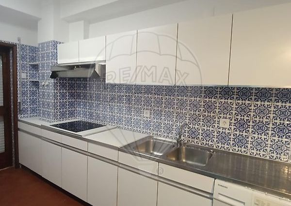 Apartamento T4 em Coimbra
