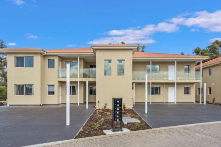 Brand New 2-Bedroom, 2-Bathroom Home - Modern Living by the River in South Yunderup - Photo 5