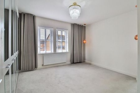 5 bedroom detached house to rent - Photo 5