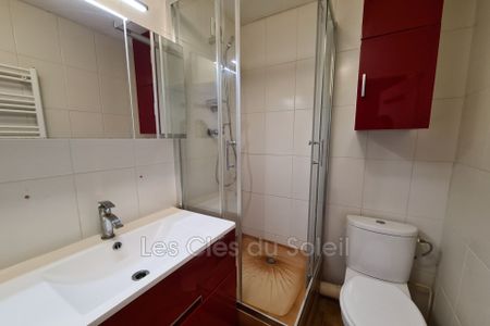 Location appartement studio 30 m² Bandol - Photo 4