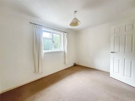 Kitter Drive, Staddiscombe, Plymouth, Devon, PL9 - Photo 5