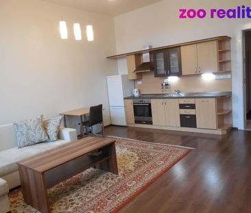 Pronájem bytu 2+kk 57 m², náměstí 1. Máje 95, Chomutov - Photo 2