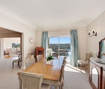 Magnificent Panoramic Middle Harbour Views - Photo 3