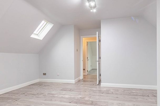 2 bed Flat for rent - Photo 1