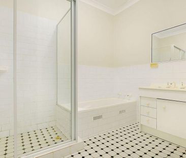 14/7 Rawson Street, Wollongong NSW 2500, Wollongong - Photo 5