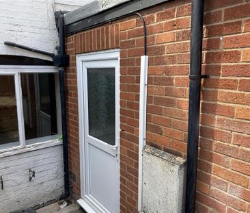 4 bedroom house to rent - Photo 1