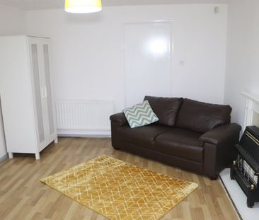Room in a Shared House, Waterside Close, B9 - Photo 5