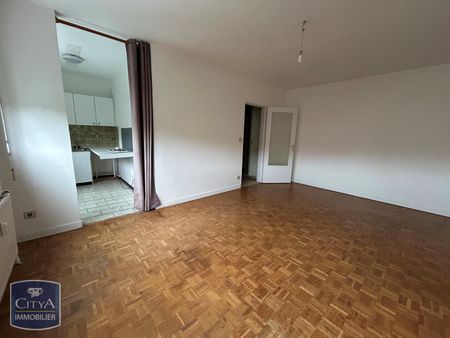Location Appartement 1 pièce 31m² ST ETIENNE 42100 - Photo 4