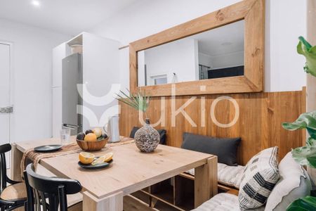 5 room luxury Apartment for rent in Barcelona, Spain - Photo 3