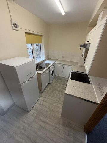 30 Ebor Parade, Belfast, BT12 6NS - Photo 4