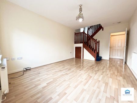 2 Bedroom Semi Detached - Photo 2