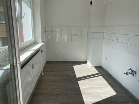 Perfekt für uns: günstige 3,5-Zimmer-Wohnung - Photo 5