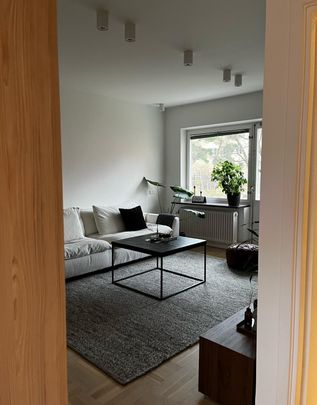 Fastlagsvägen, Hägersten - Photo 1