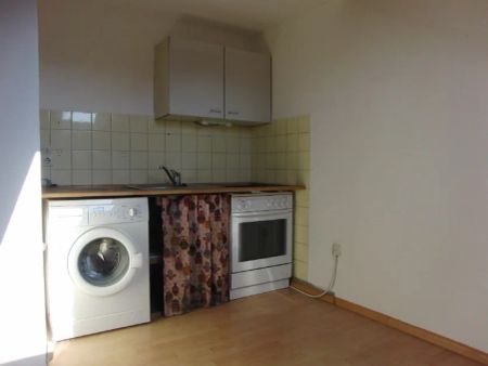 Kleine 2 Zimmer-DG-Wohnung - Foto 4