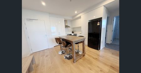 Stunning city apartment with easy lifestyle - Photo 3