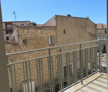 T4, Rue Preston, Nîmes, 970€ H.C, 88m² - Photo 1