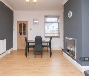 2 bedroom terraced house to rent - Photo 6