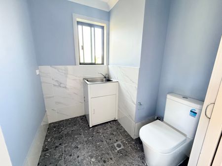 Modern 2 Bedroom Granny Flat - Photo 2