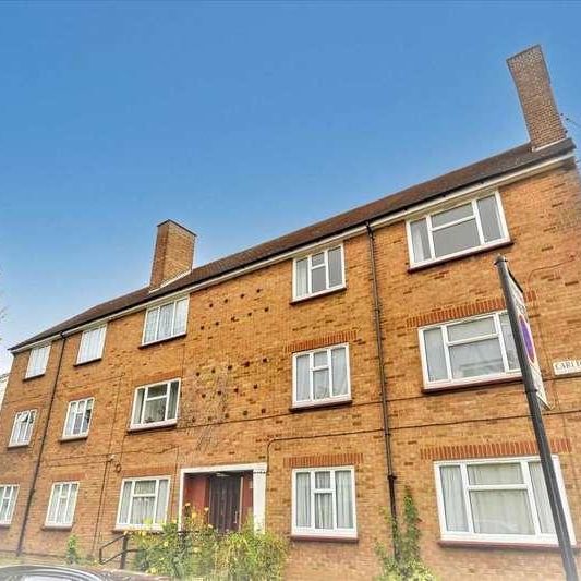 Carlton Road, Chiswick, Chiswick, W4 - Photo 1