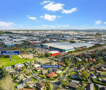 Charming 3BR Home in Burswood - Photo 4