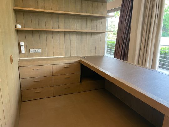 LUXE APPARTEMENT + zeer riant zongericht terras, dubbele garage & (wijn)kelder - Foto 1